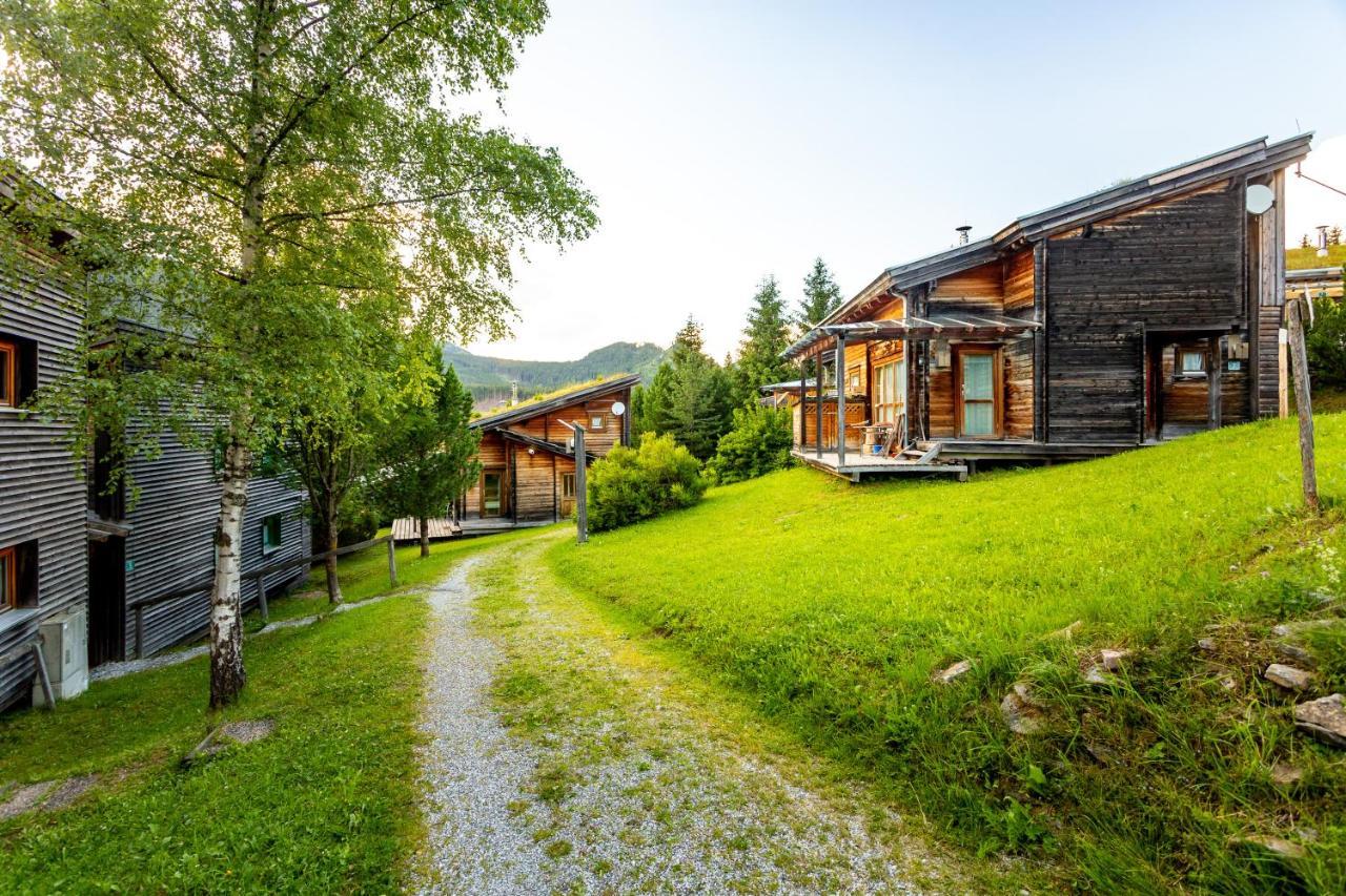 Chalet Sternwarte โฮเฮนเทาเอิร์น ภายนอก รูปภาพ