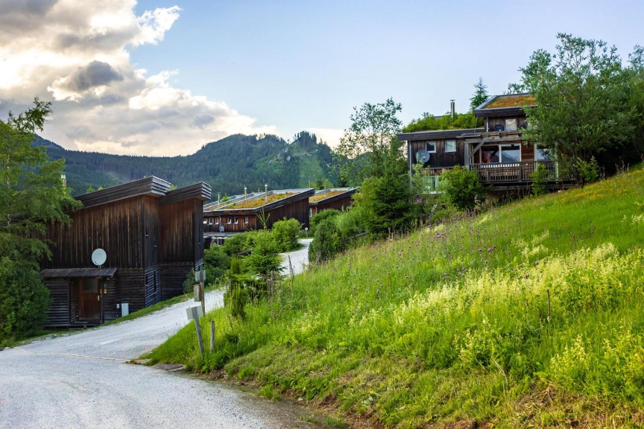 Chalet Sternwarte โฮเฮนเทาเอิร์น ภายนอก รูปภาพ