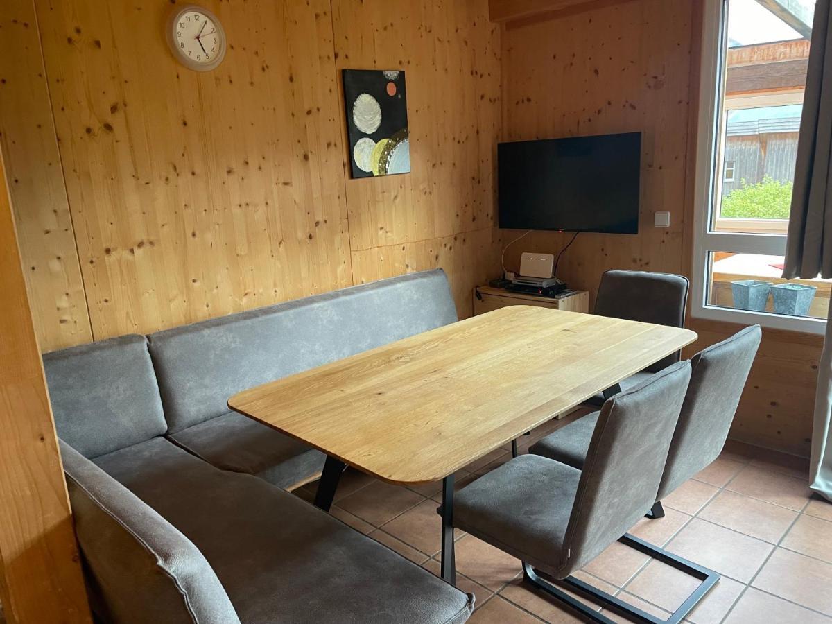 Chalet Sternwarte โฮเฮนเทาเอิร์น ภายนอก รูปภาพ